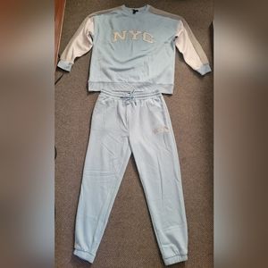 Forever 21 Sweatshirt & Jogger Matching Sets